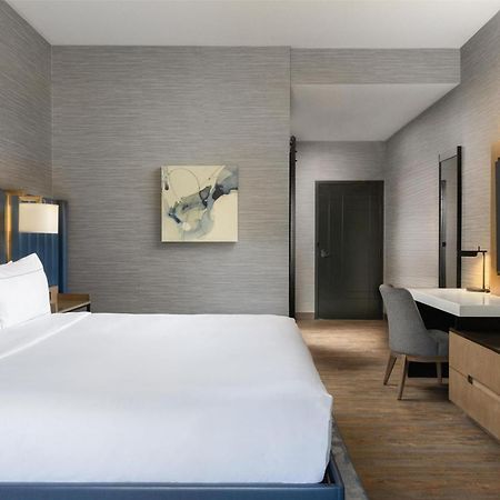 Doubletree By Hilton West Kelowna Eksteriør billede