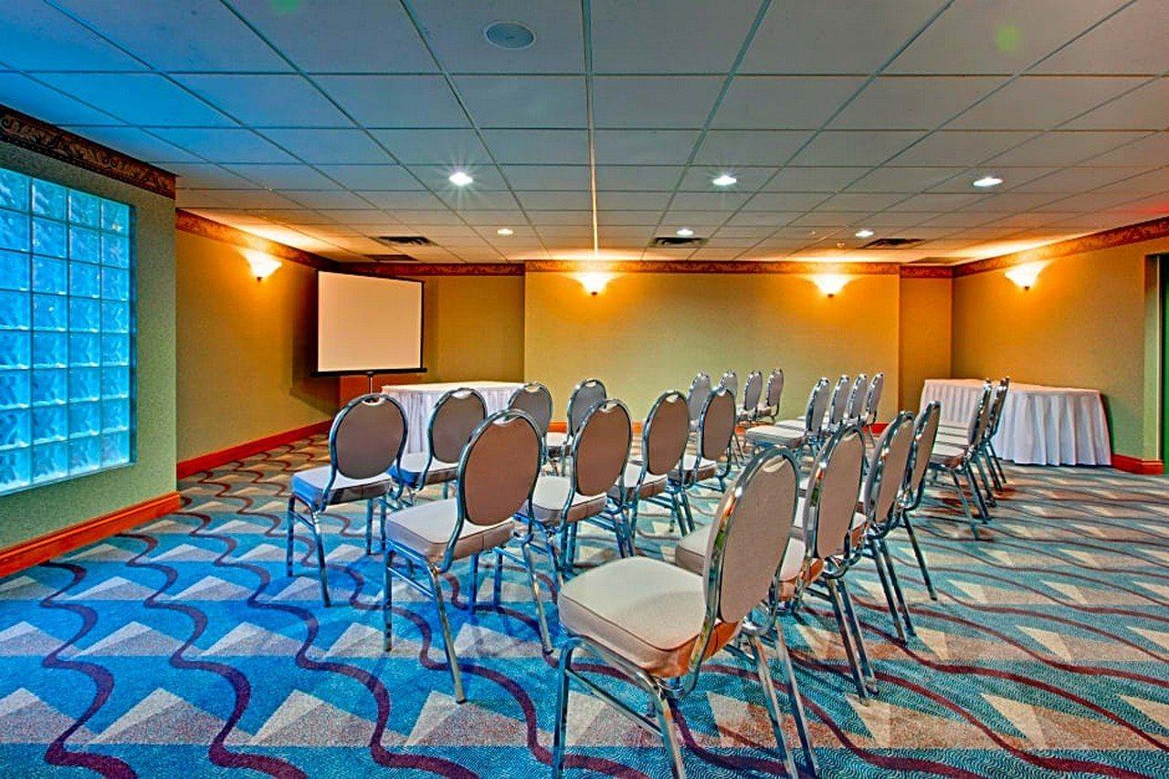 Doubletree By Hilton West Kelowna Eksteriør billede