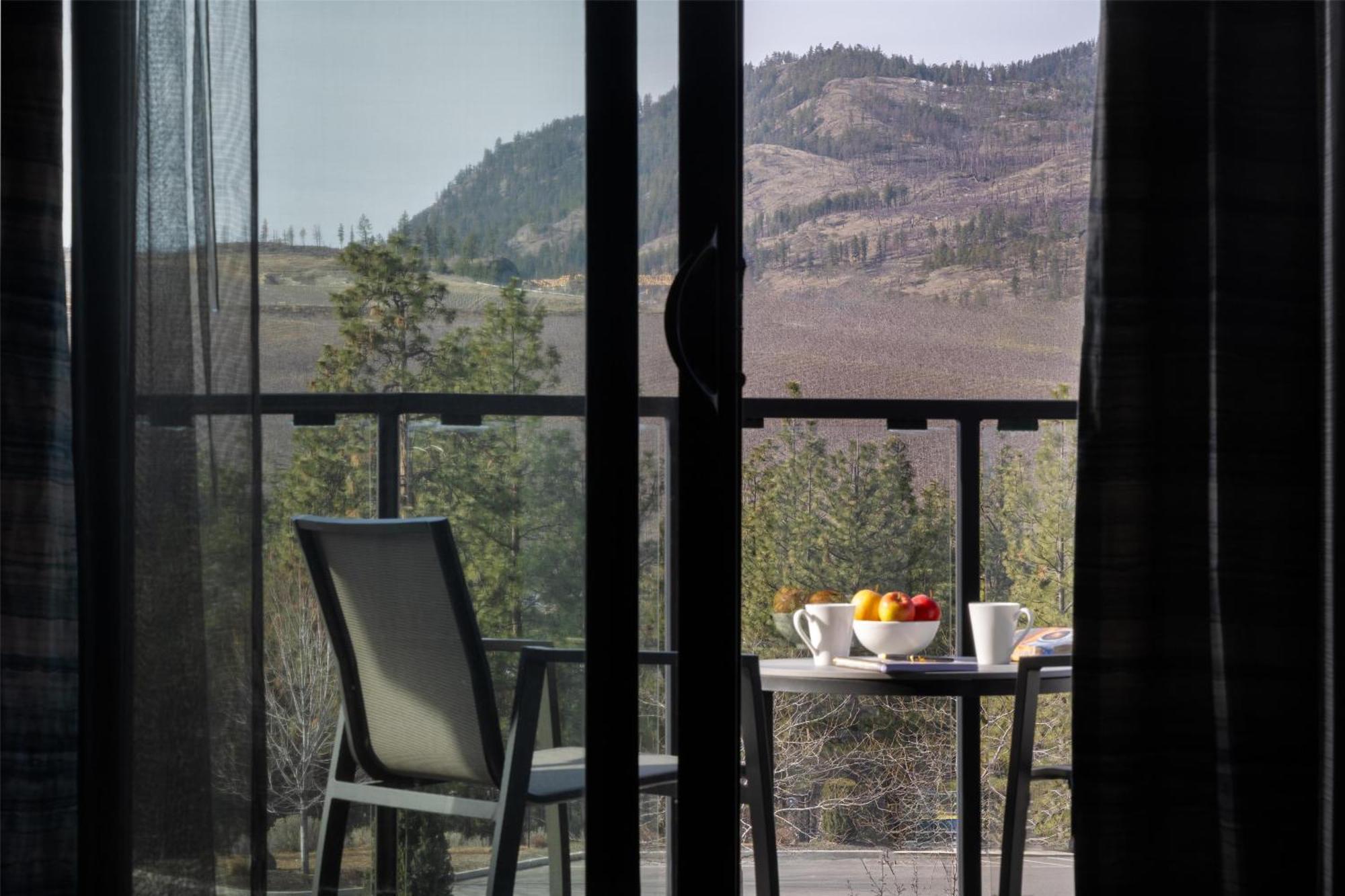 Doubletree By Hilton West Kelowna Eksteriør billede