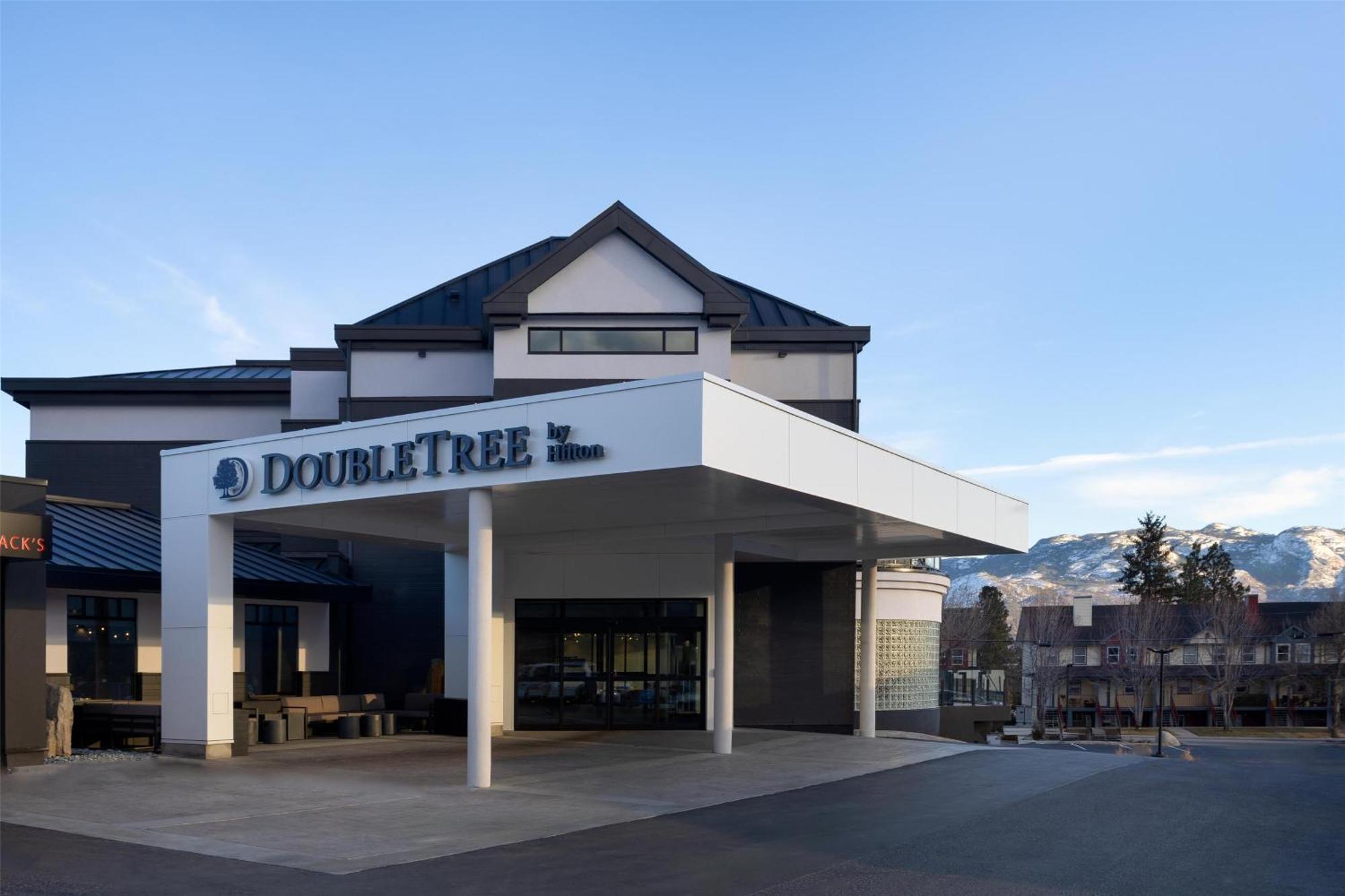 Doubletree By Hilton West Kelowna Eksteriør billede