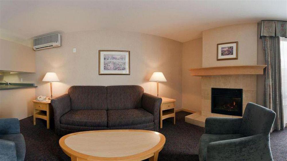 Doubletree By Hilton West Kelowna Eksteriør billede